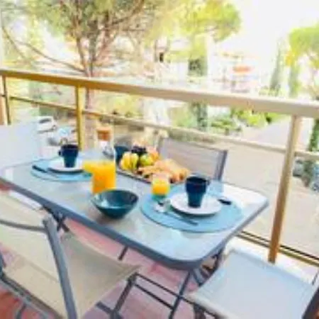 Les Imperators Yourhosthelper Apartment *